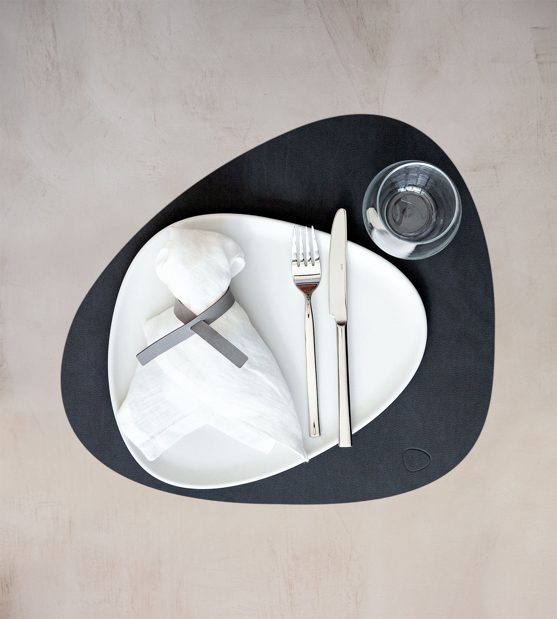 Lind DNA | Curved Table Mat