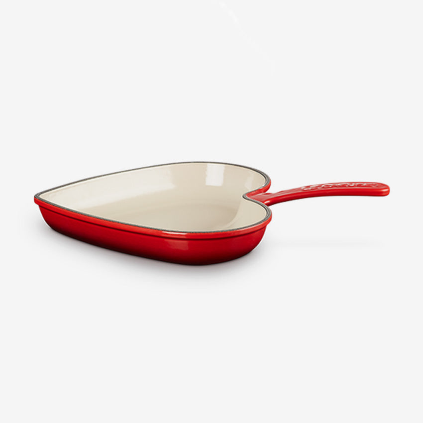 Le Creuset | Classic Cast Iron Heart Skillet