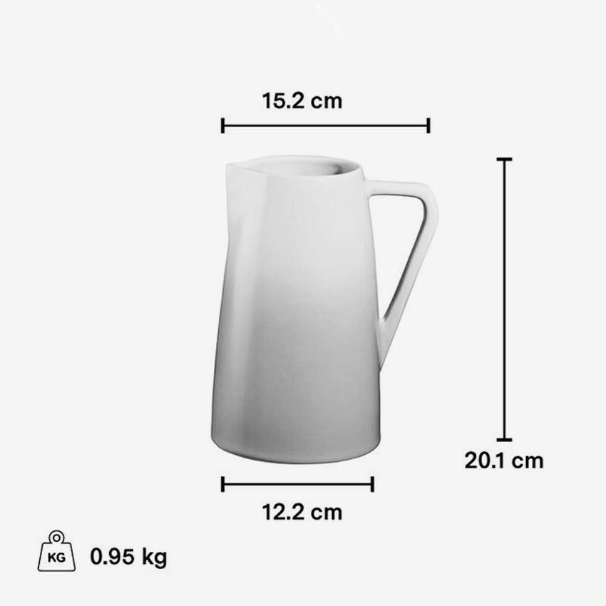 Le Creuset | Minimalist Pitcher