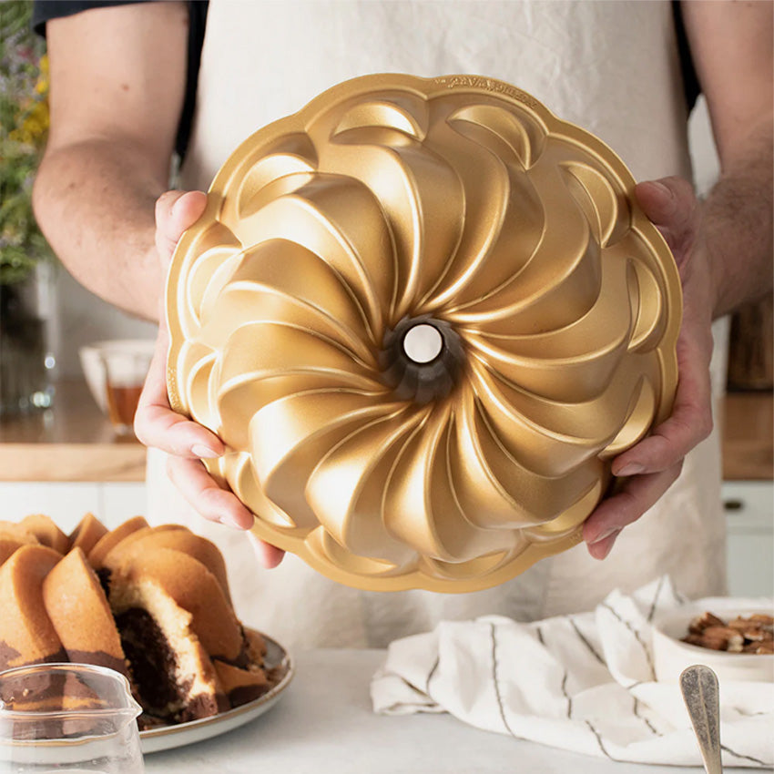 Nordicware | Pirouette Bundt Pan 10 Cup