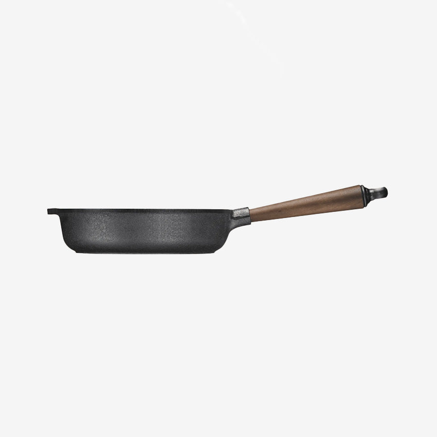 Skeppshult | Deep Skillet With Walnut Handle