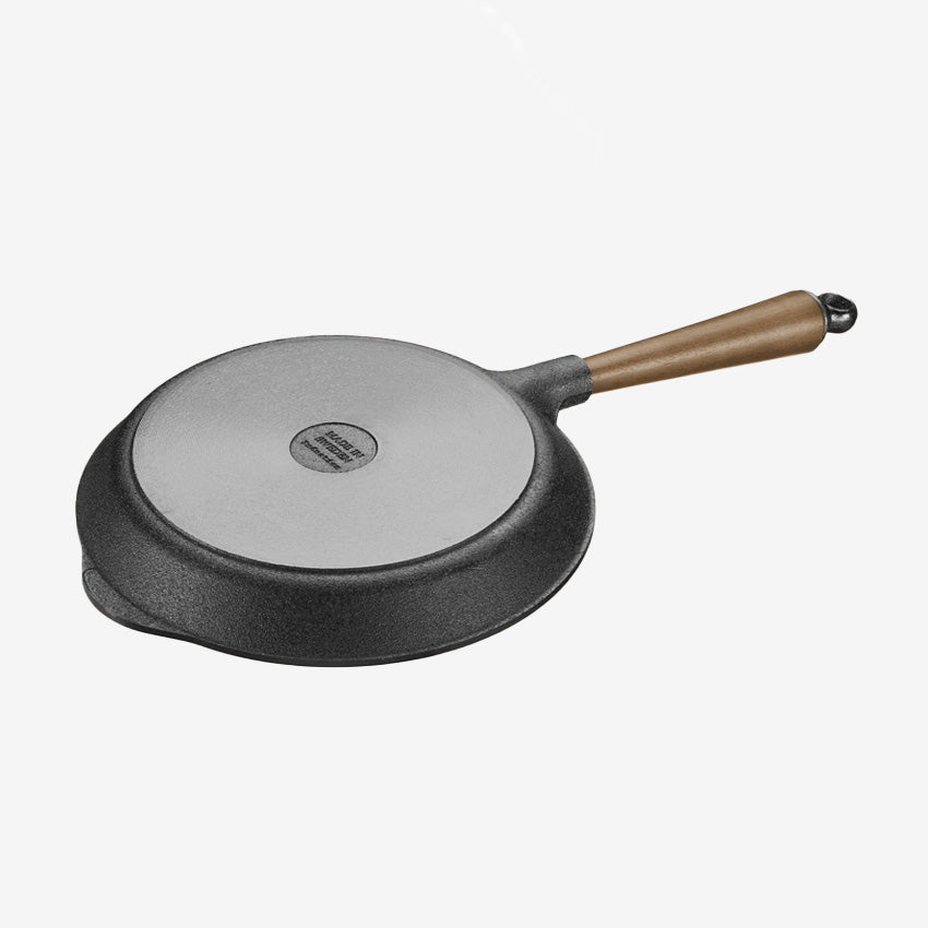 Skeppshult | Skillet With Walnut Handle