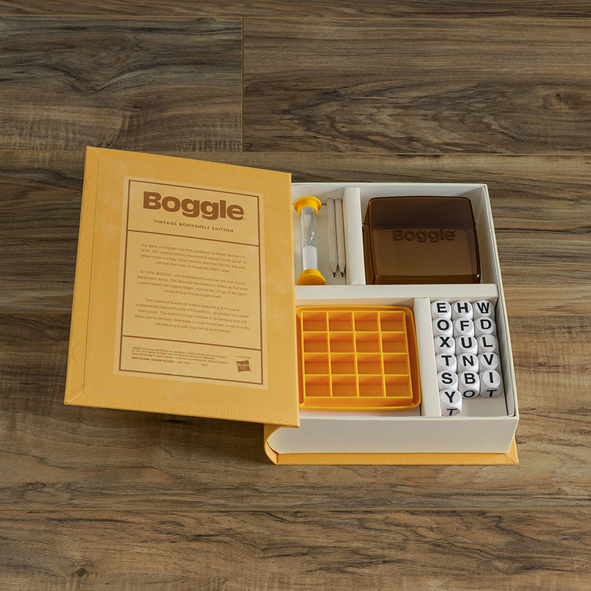 WS Game Company | Boggle Vintage Bookshelf Edition